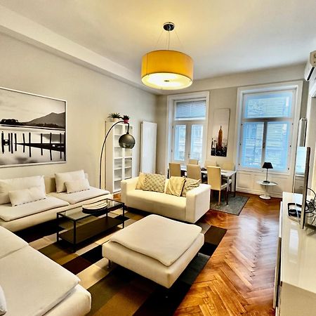 Four Reasons Apartment Praga Esterno foto