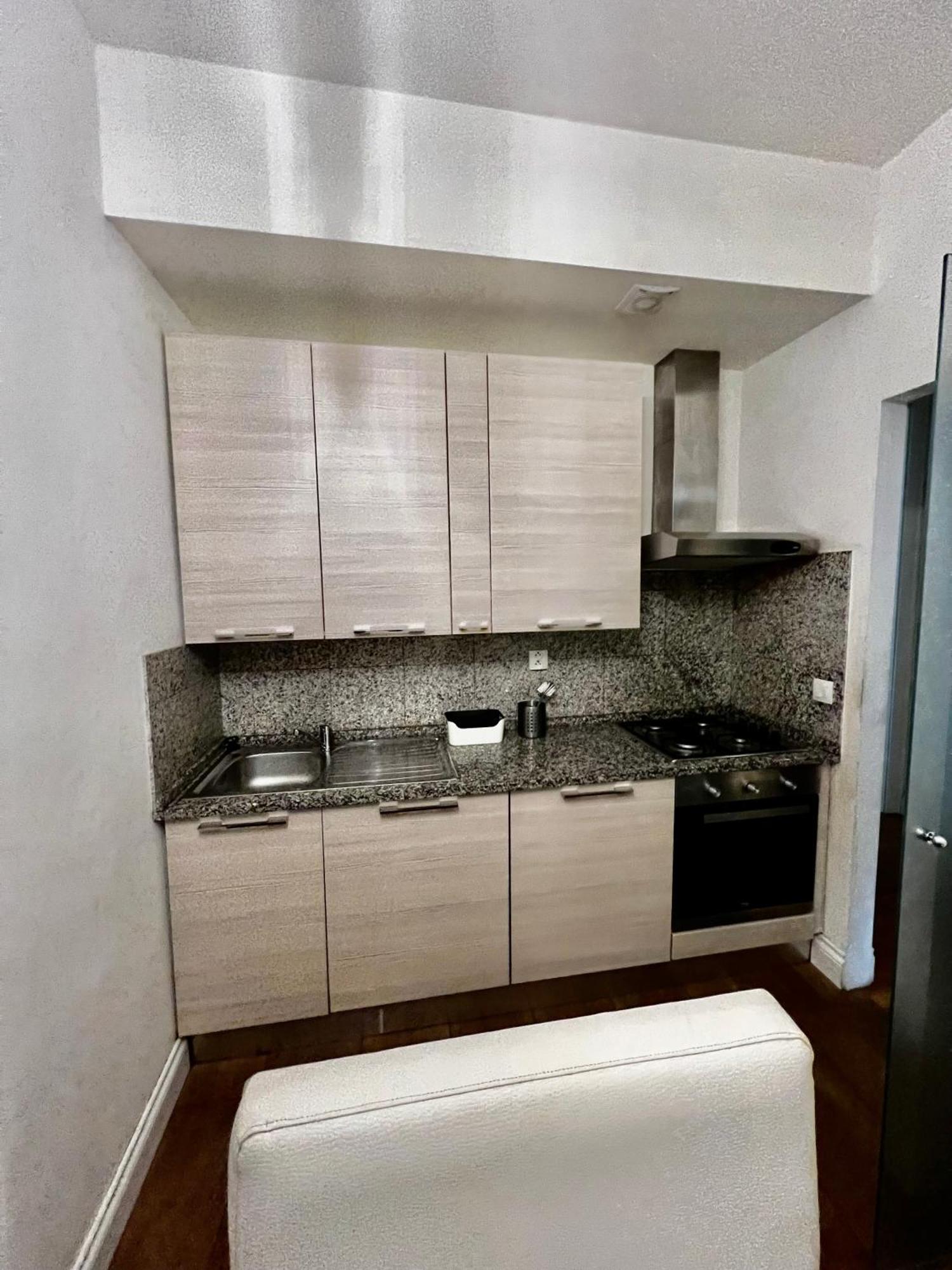 Four Reasons Apartment Praga Esterno foto