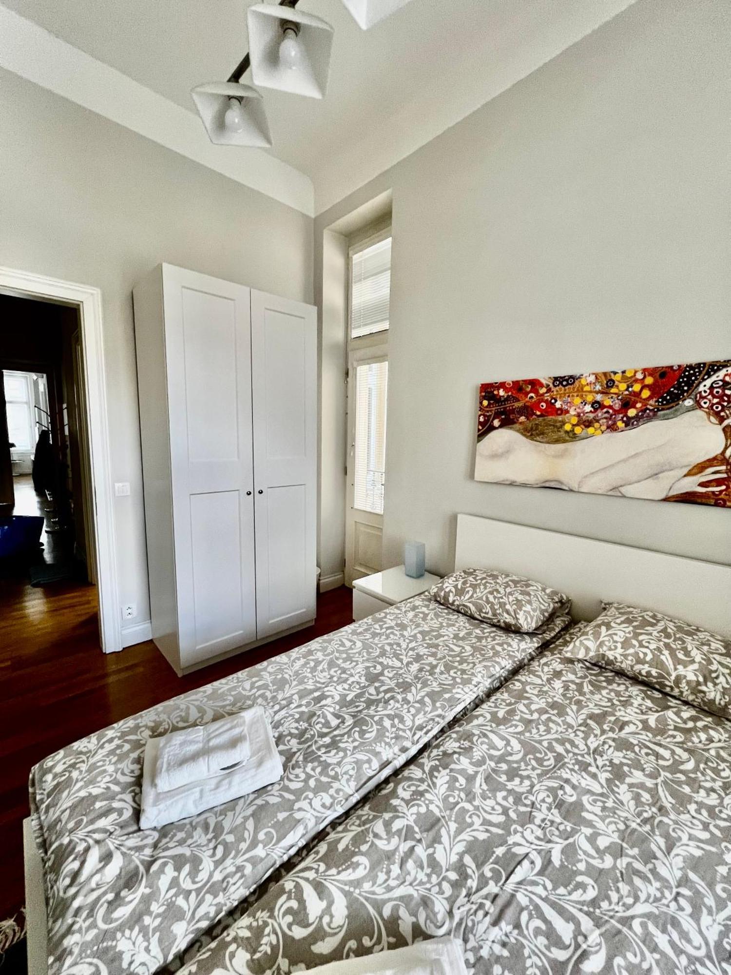 Four Reasons Apartment Praga Esterno foto