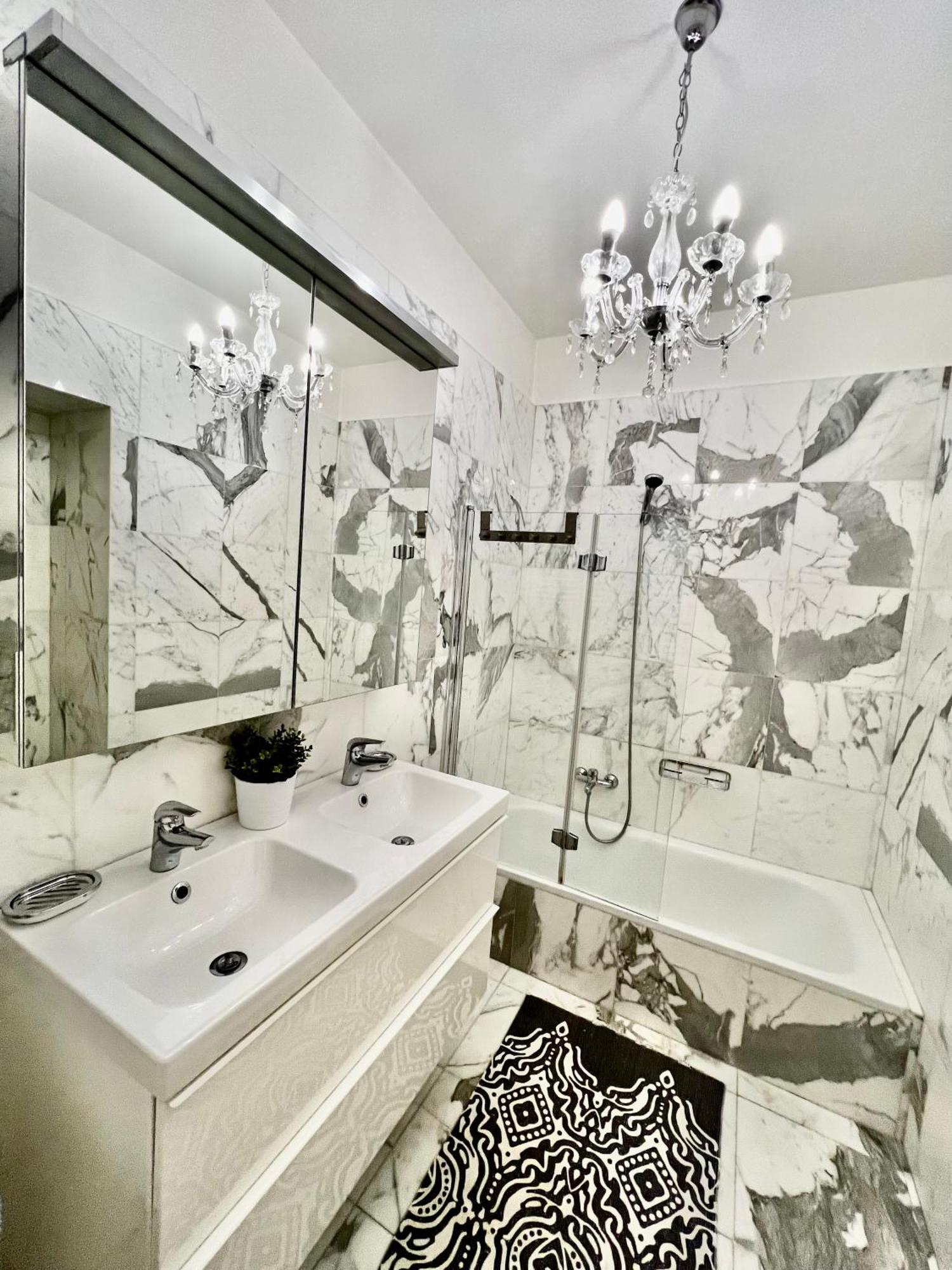 Four Reasons Apartment Praga Esterno foto