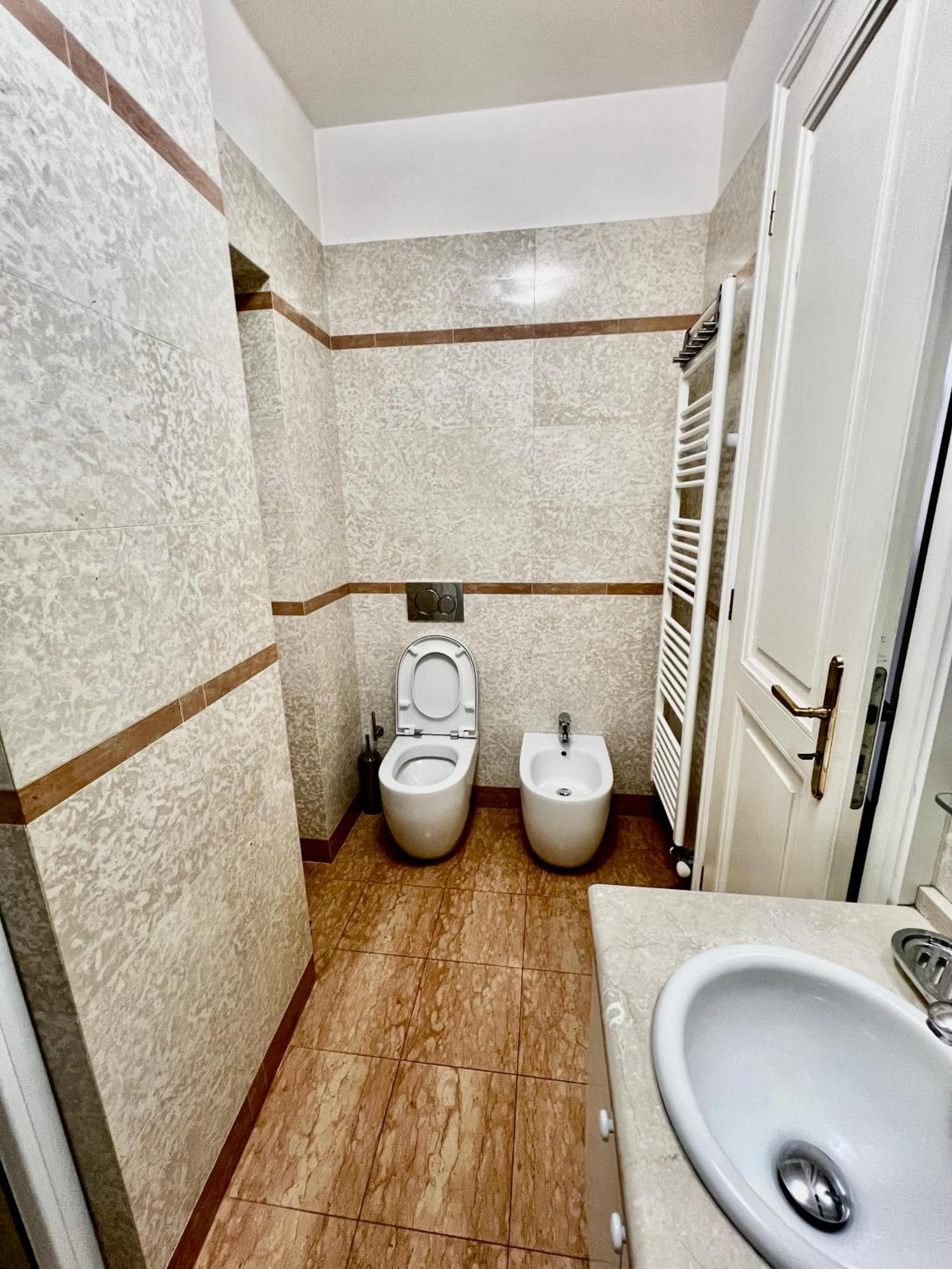 Four Reasons Apartment Praga Esterno foto